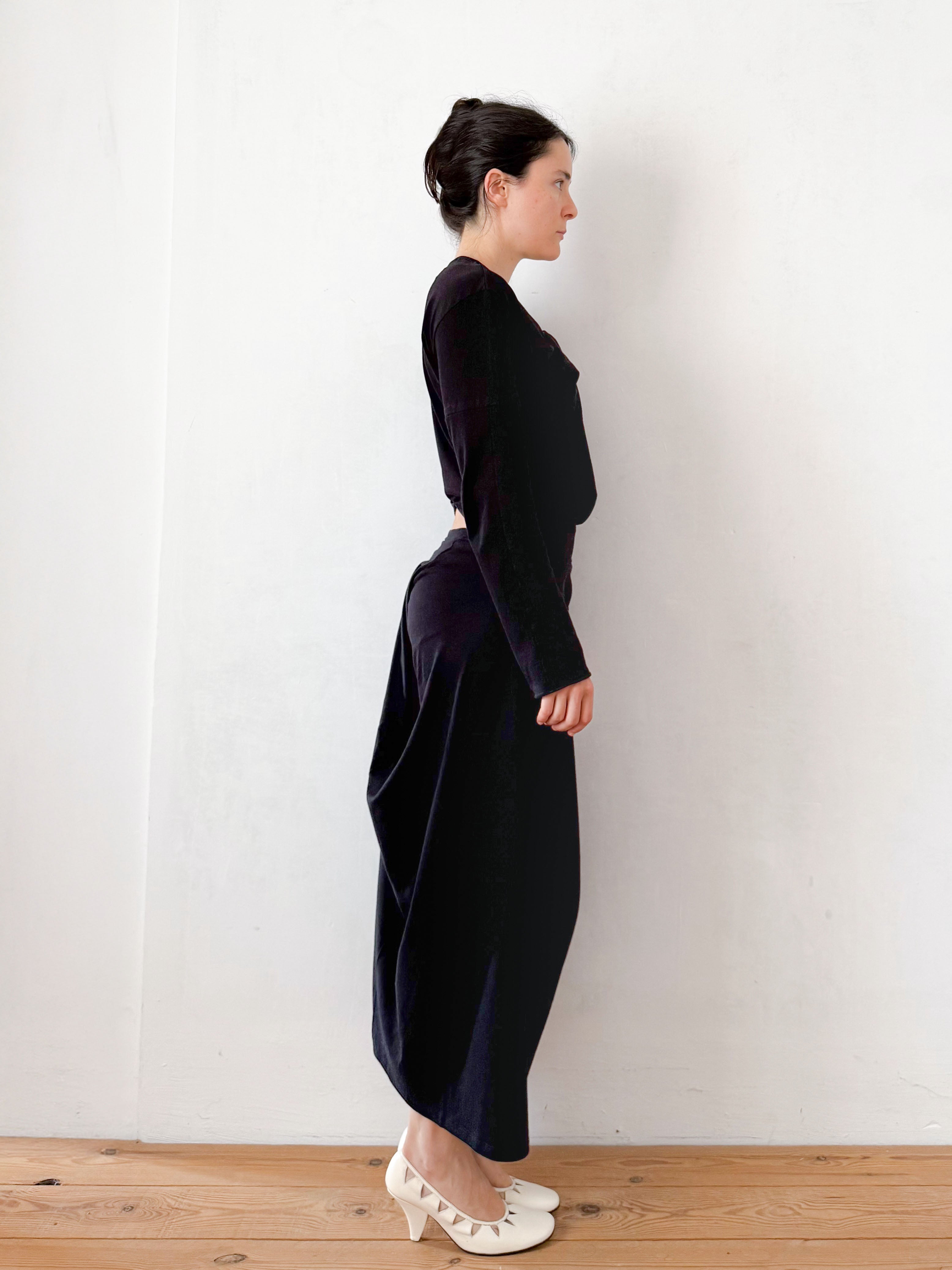the t-shirt skirt in black